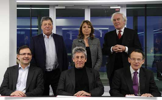 signature de l'accord avec les socités d'auteurs le 25 février 2013