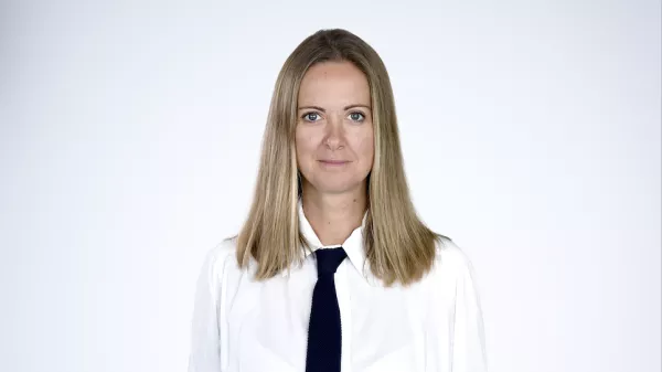 C’est loin mais c’est beau : la nouvelle émission de Charline Vanhoenacker