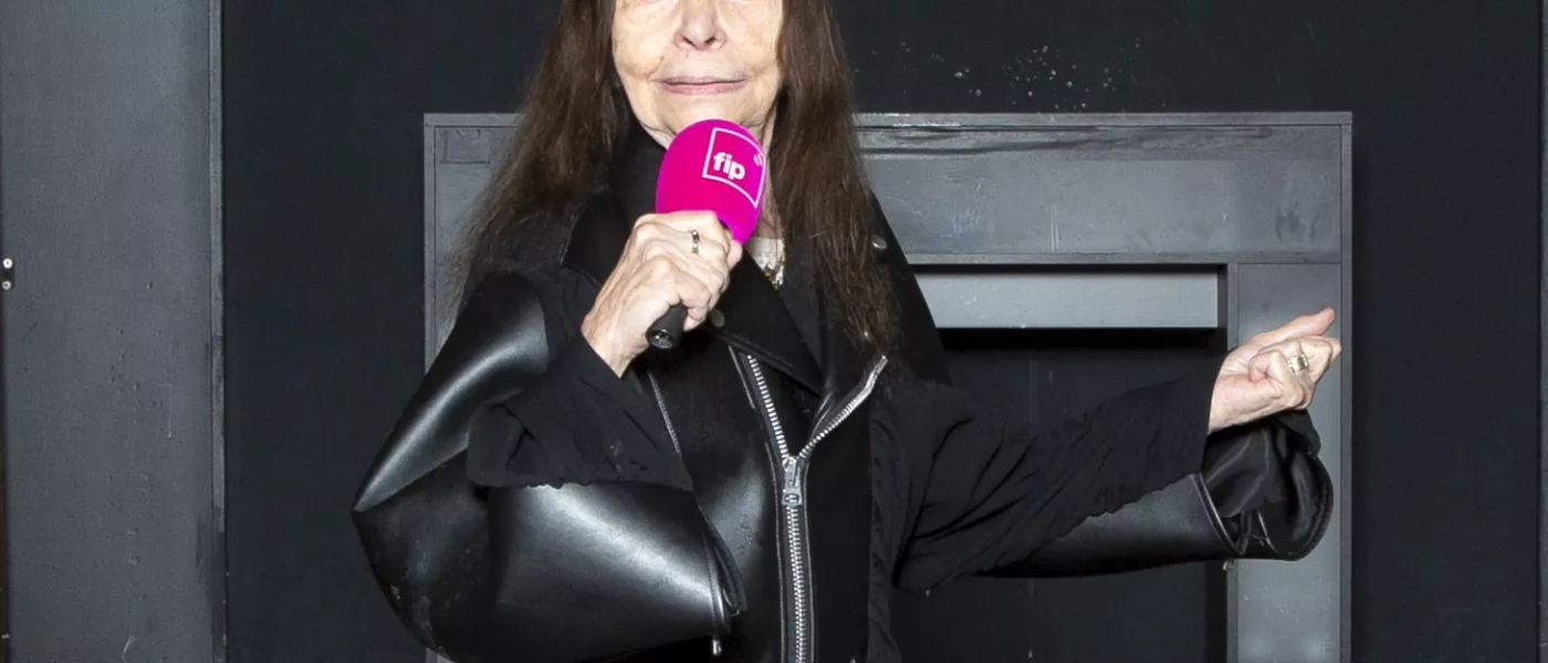 Il est minuit sur Fip... Brigitte Fontaine a quelque chose à vous dire.