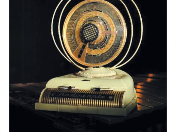 Récepteur radio Celard, 1952, type Radio Capte, cadres orientables, 6 lampes noval, PO-GO-OC-BE, fabrication française (Grenoble)