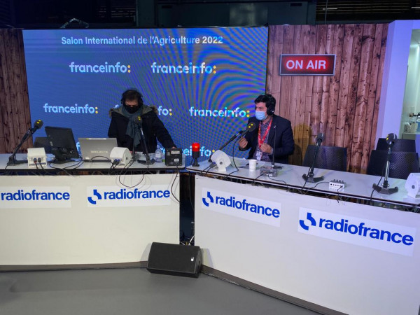 Franceinfo en direct du Salon de l'agriculture samedi 26 février 2022