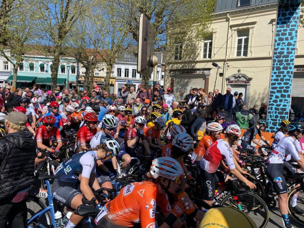 Paris-Roubaix féminin au départ samedi 16 avril 2022 à Denain