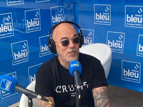 Pascal Obispo en interview sur France Bleu Champagne-Ardenne avant le concert à Reims