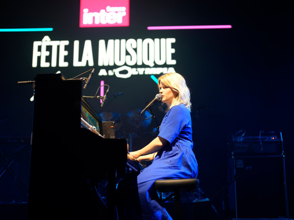 Zaho de Sagazan en concert de la fête de la musique de France Inter à l'Olympia