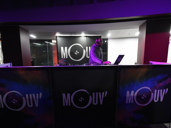 Et pour terminer la soirée un DJ Set party sur Mouv'  - crédit photo : RF/Christophe Abramowitz