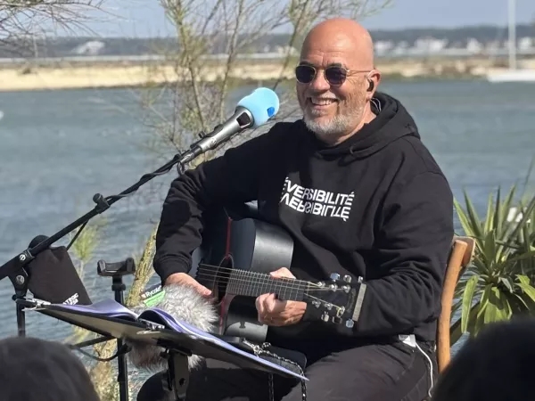 ICI Part en Live au Cap Ferret avec Pascal Obispo