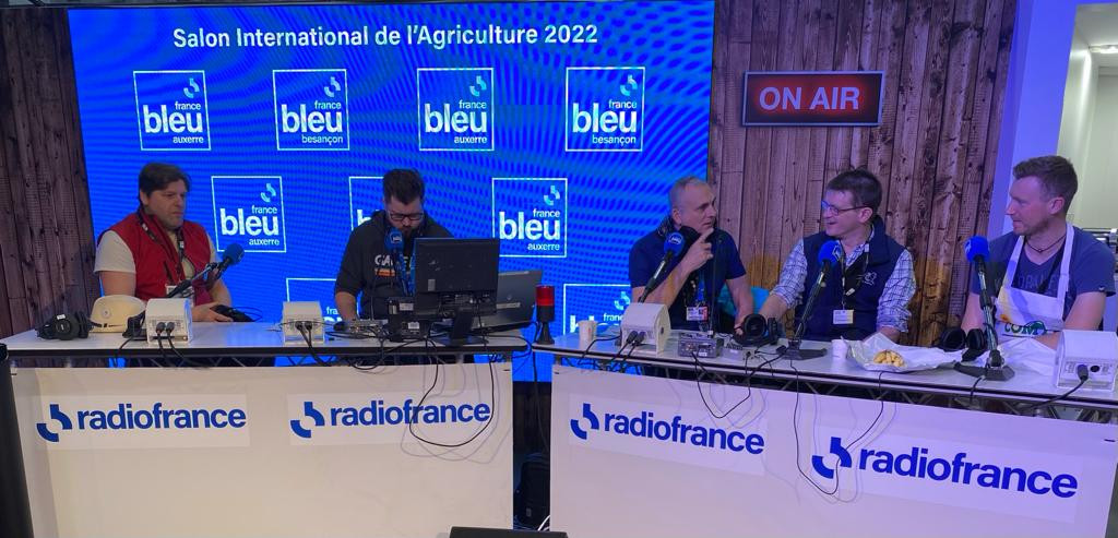 France bleu Besançon en syndication avec France Bleu Auxerre animé par Dominique Morize et Mathieu Montels