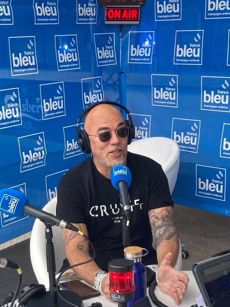 Pascal Obispo en interview sur France Bleu Champagne-Ardenne avant le concert à Reims