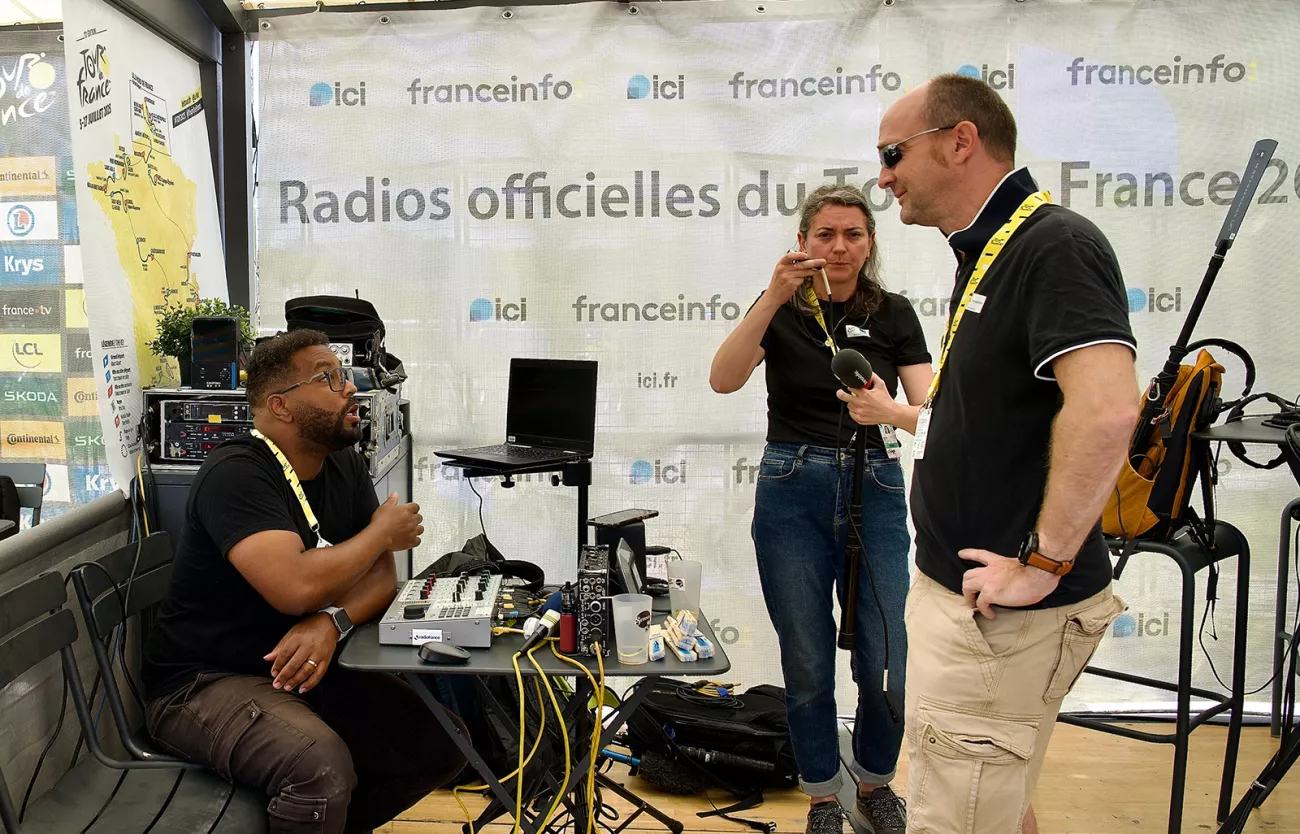 Studio des radios officielles du Tour de France 2025 : franceinfo et ICI